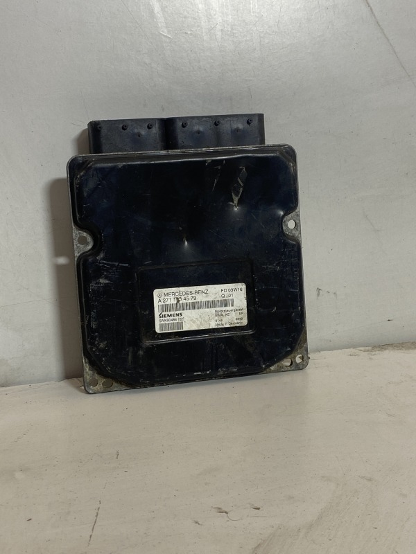 Motorsteuergerät für Mercedes W203 C180 - OEM a2711534579