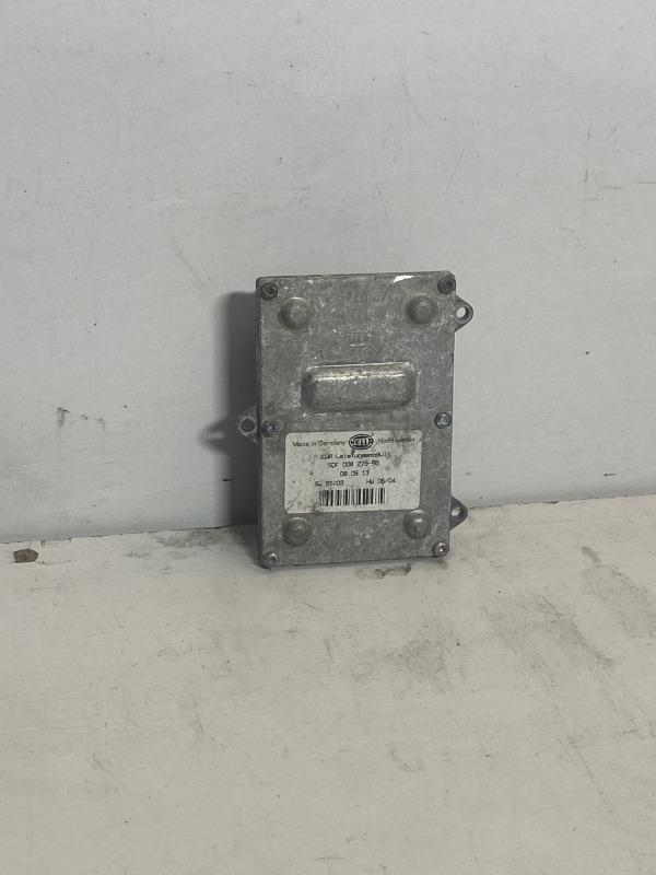 Xenon Steuergerät für Mercedes W211 W219 - OEM 5DF008279-50