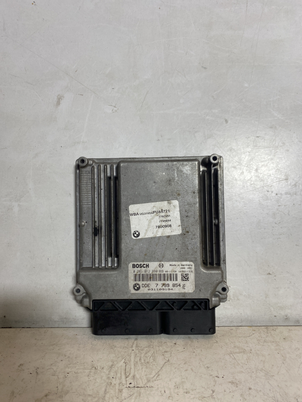 Motorsteuergerät für BMW E90 - OEM 7799854