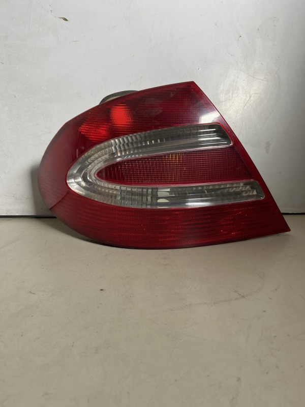 Rückleuchte rechts für Mercedes CLK C209 - OEM