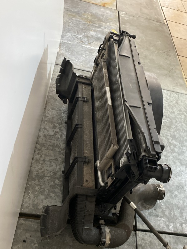200 CDI Kühlerpaket KOMPLETT für Benz W212 MOPF - OEM – Bild 4