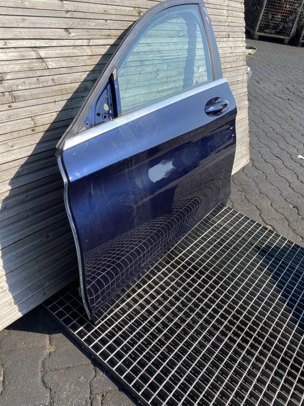 ( TOP ) Tür vorne links für W205 KOMPLETT dunkel blau 890 – Bild 3