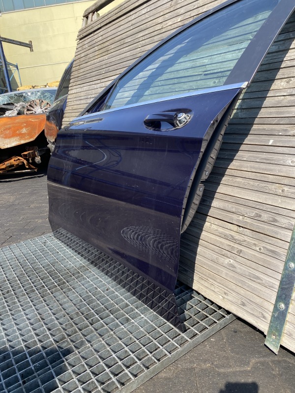 ( TOP ) Tür vorne links für W205 KOMPLETT dunkel blau 890 – Bild 2