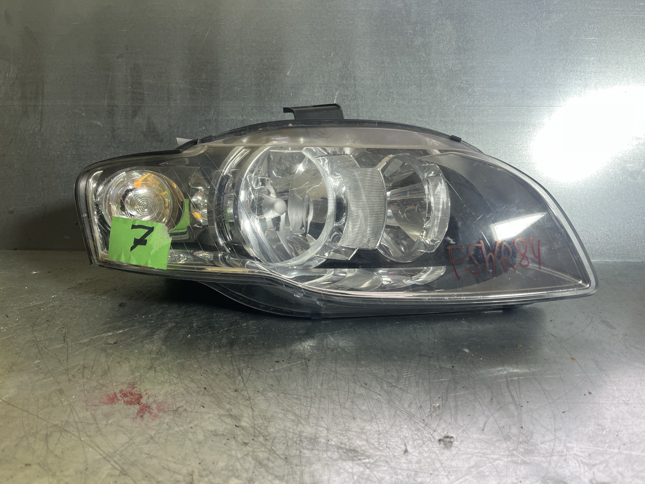 Halogenscheinwerfer rechts für Audi A4 B7 - OEM 8E0941004BK