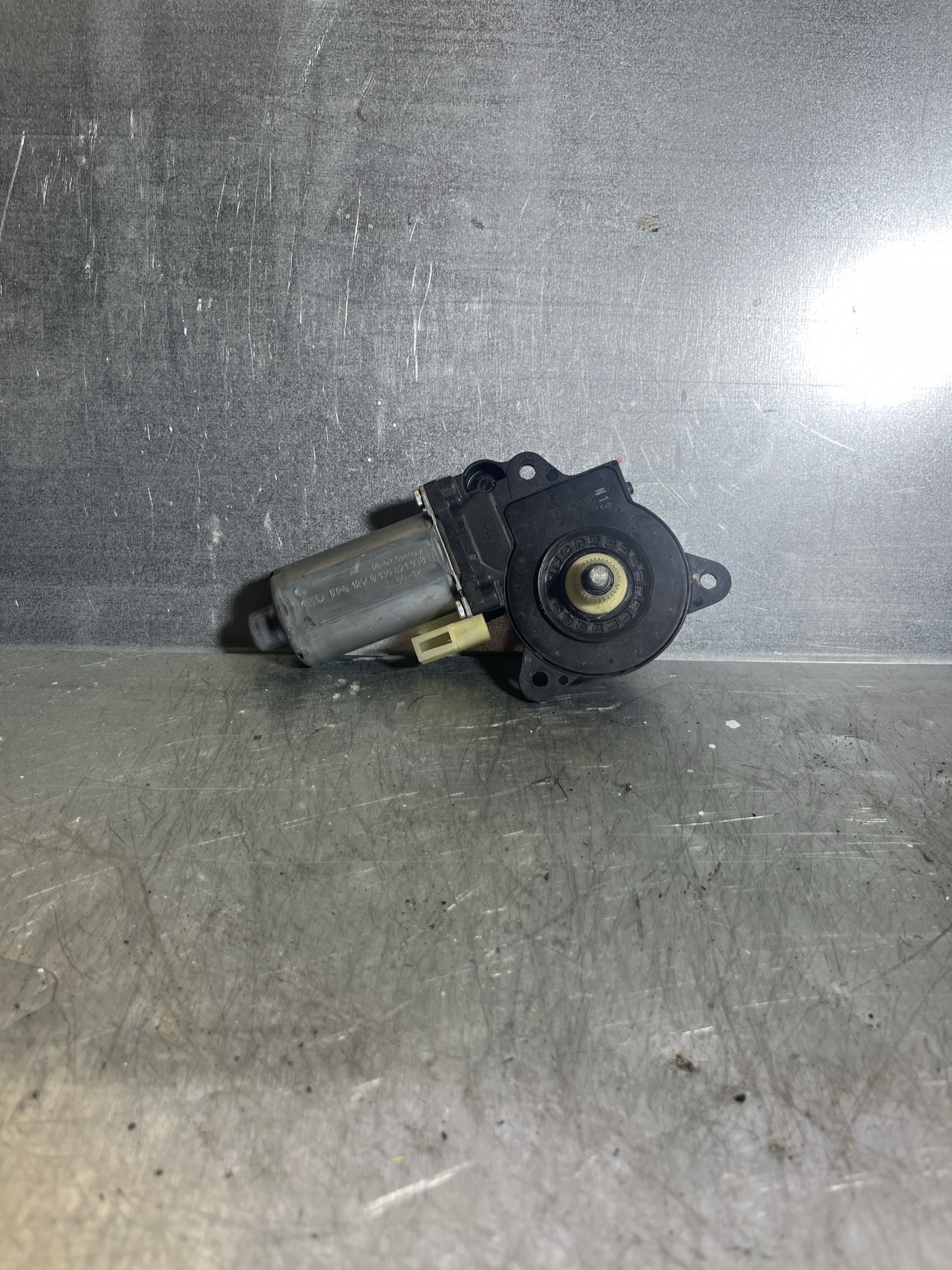 Fensterhebermotor Fahrer für Ford Fusion - OEM 0130821938