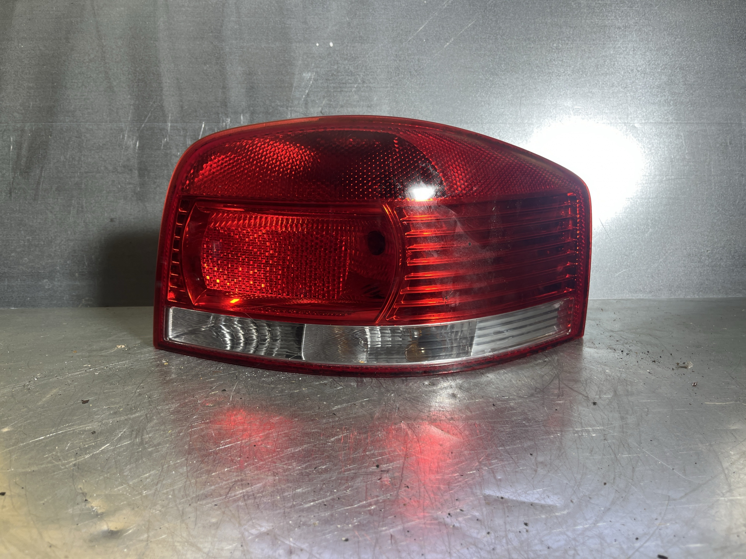 Rückleuchte rechts für Audi A3 8P - OEM