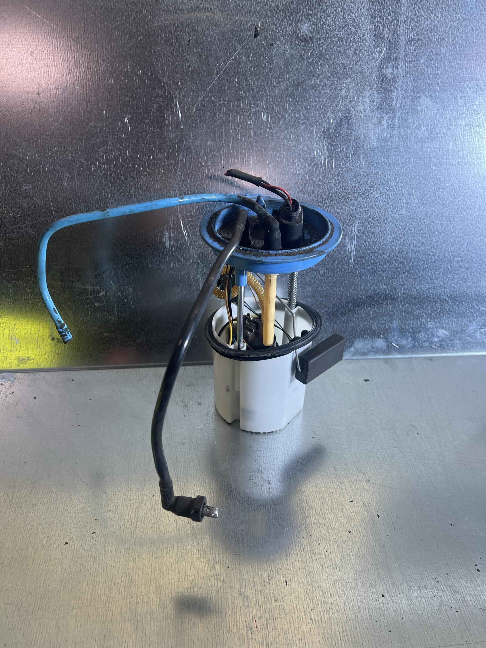 Kraftstoffpumpe für VW Golf VI 6 1.4 TSI - OEM 1K0919051CL