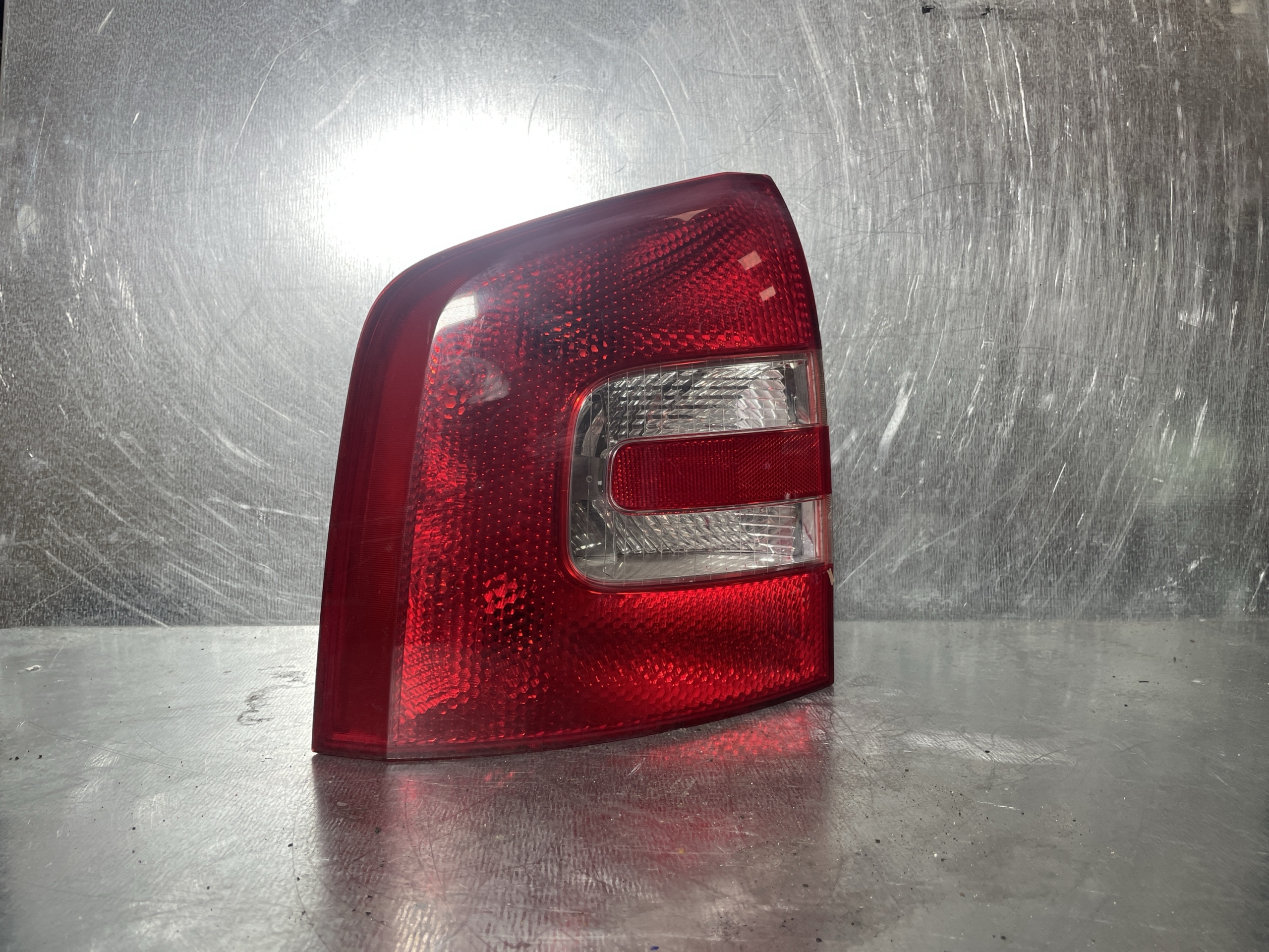 Rückleuchte links Skoda Oktavia II 2 -OEM 1Z9945095