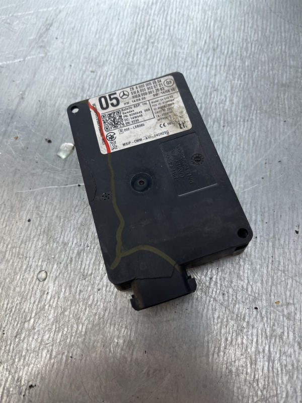 (Bastler)Radarsensor Steuergerät Benz W205 - OEM A0009052804 – Bild 2