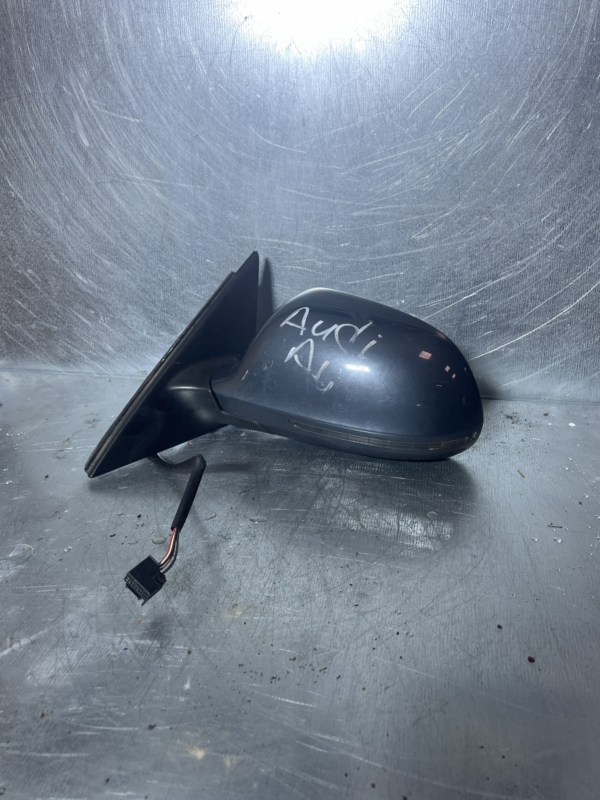 AUDI A4 B8 Außenspiegel links - OEM