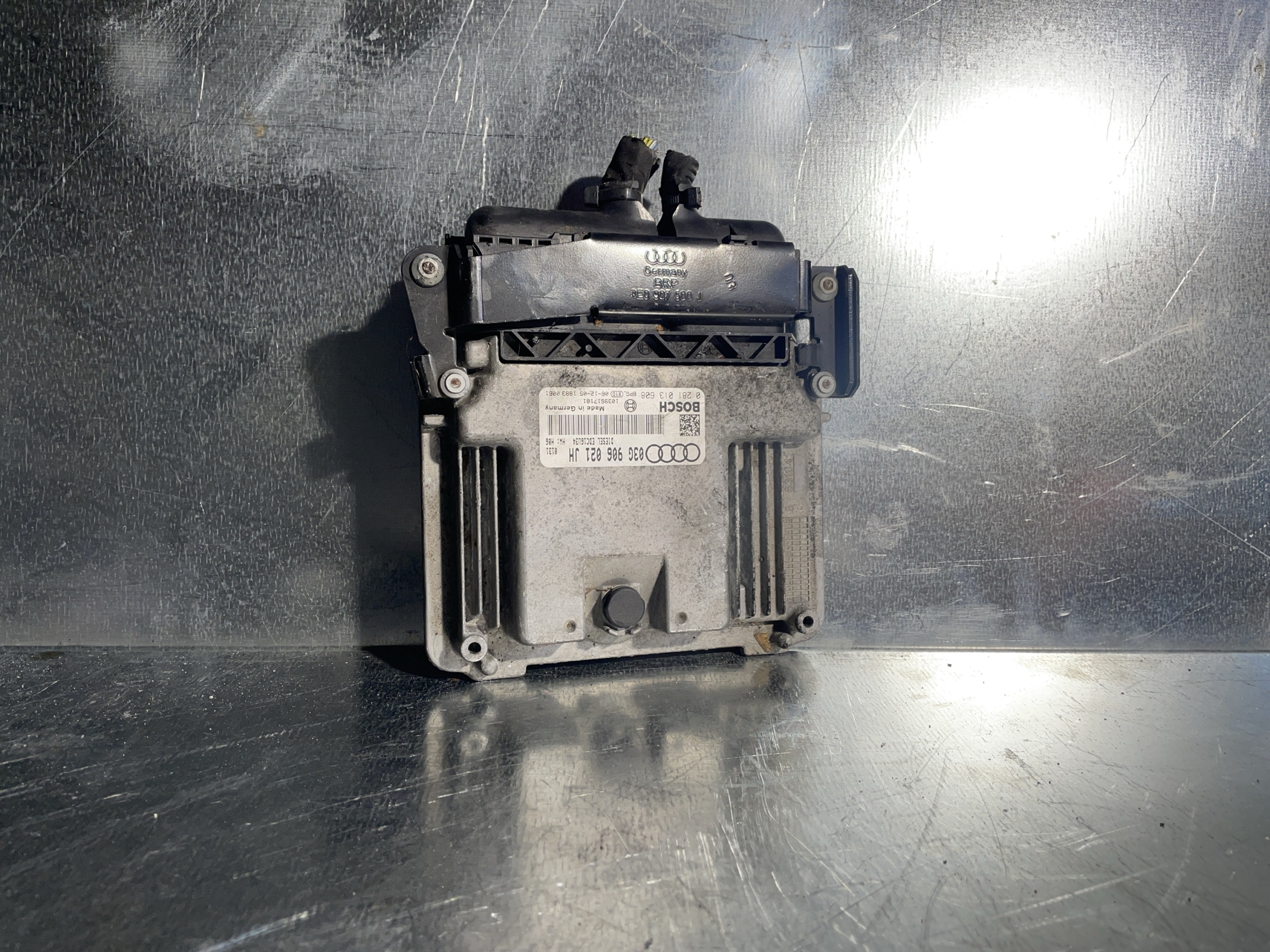 Motorsteuergerät Audi A3 8P 2.0TDI -OEM 03G906021JH