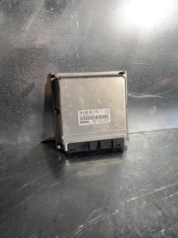 Mercedes W414 Viano 220 CDI Motorsteuergerät - OEM A0285451732
