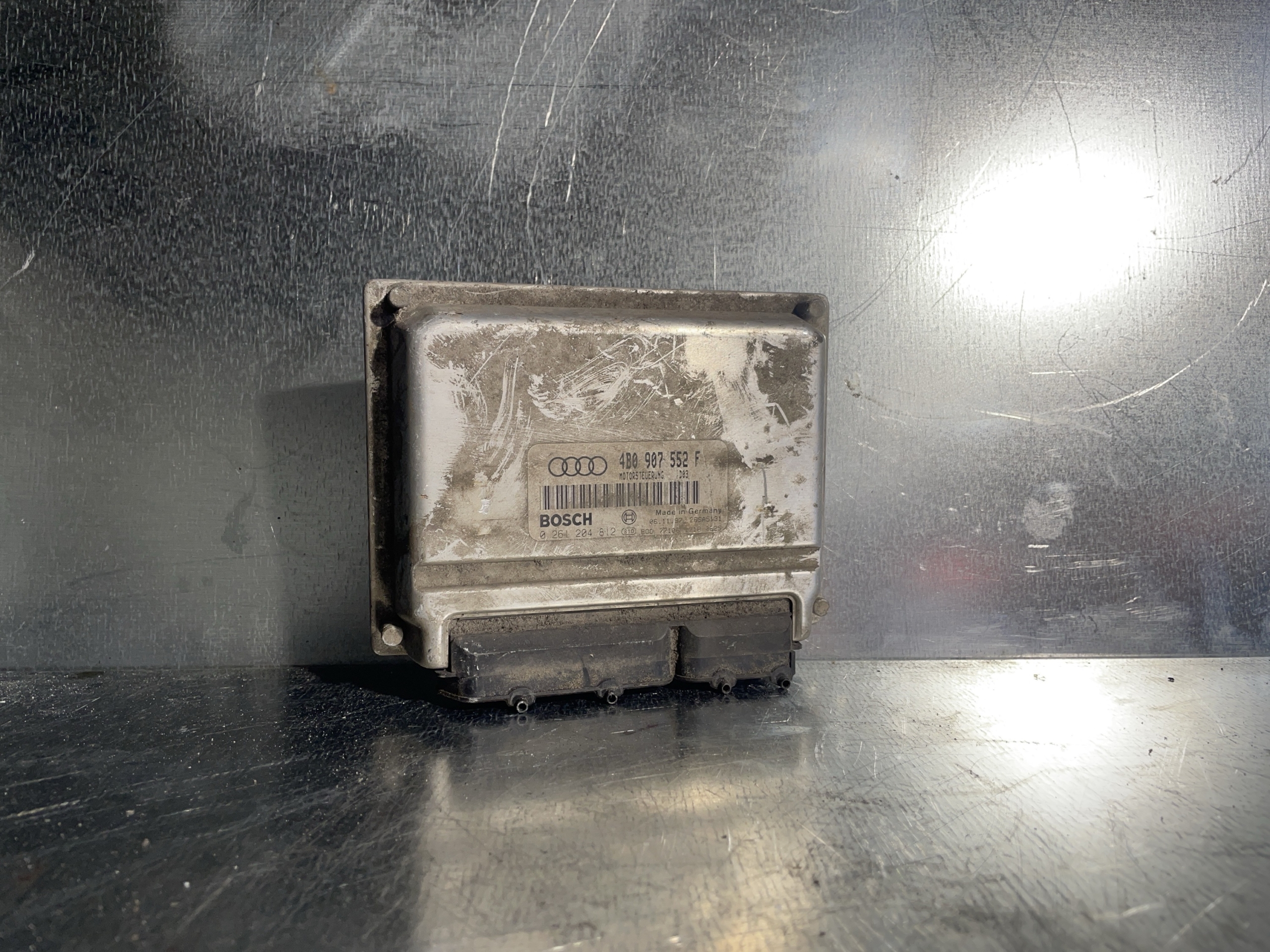 Motorsteuergerät Audi A6 C5 A4 B5 2.4 V6 -OEM 4B0907552F