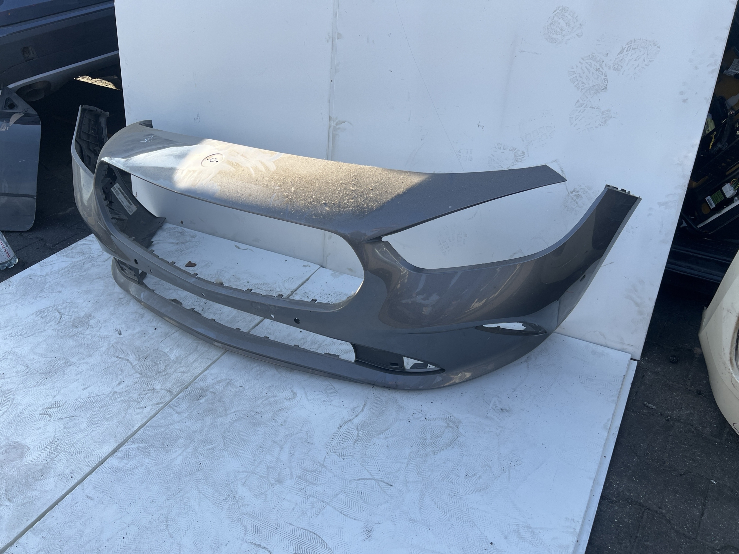 Mercedes W247 B Klasse Stoßstange vorne - OEM – Bild 2