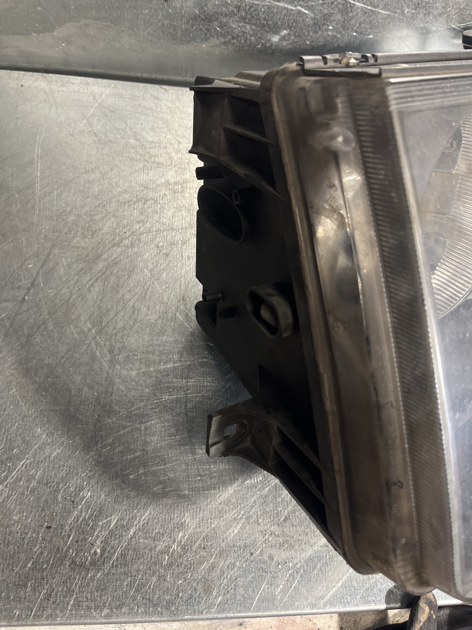 VW Crafter Frontscheinwerfer links - OEM – Bild 2