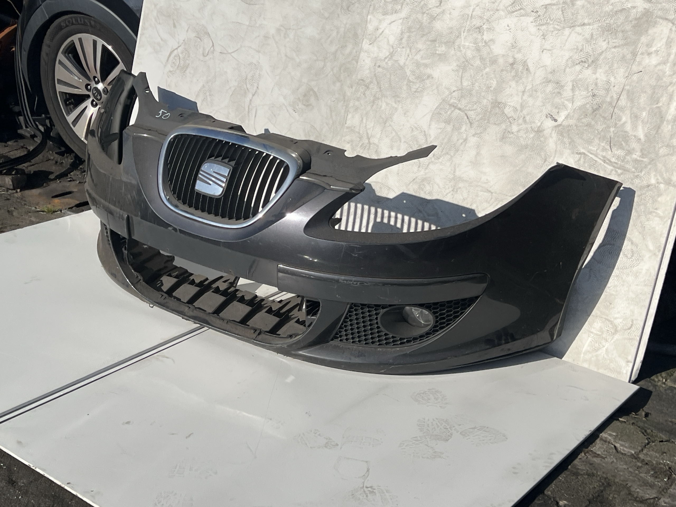 SEAT Altea 5P Front Stoßstange vorne Schwarz – Bild 2