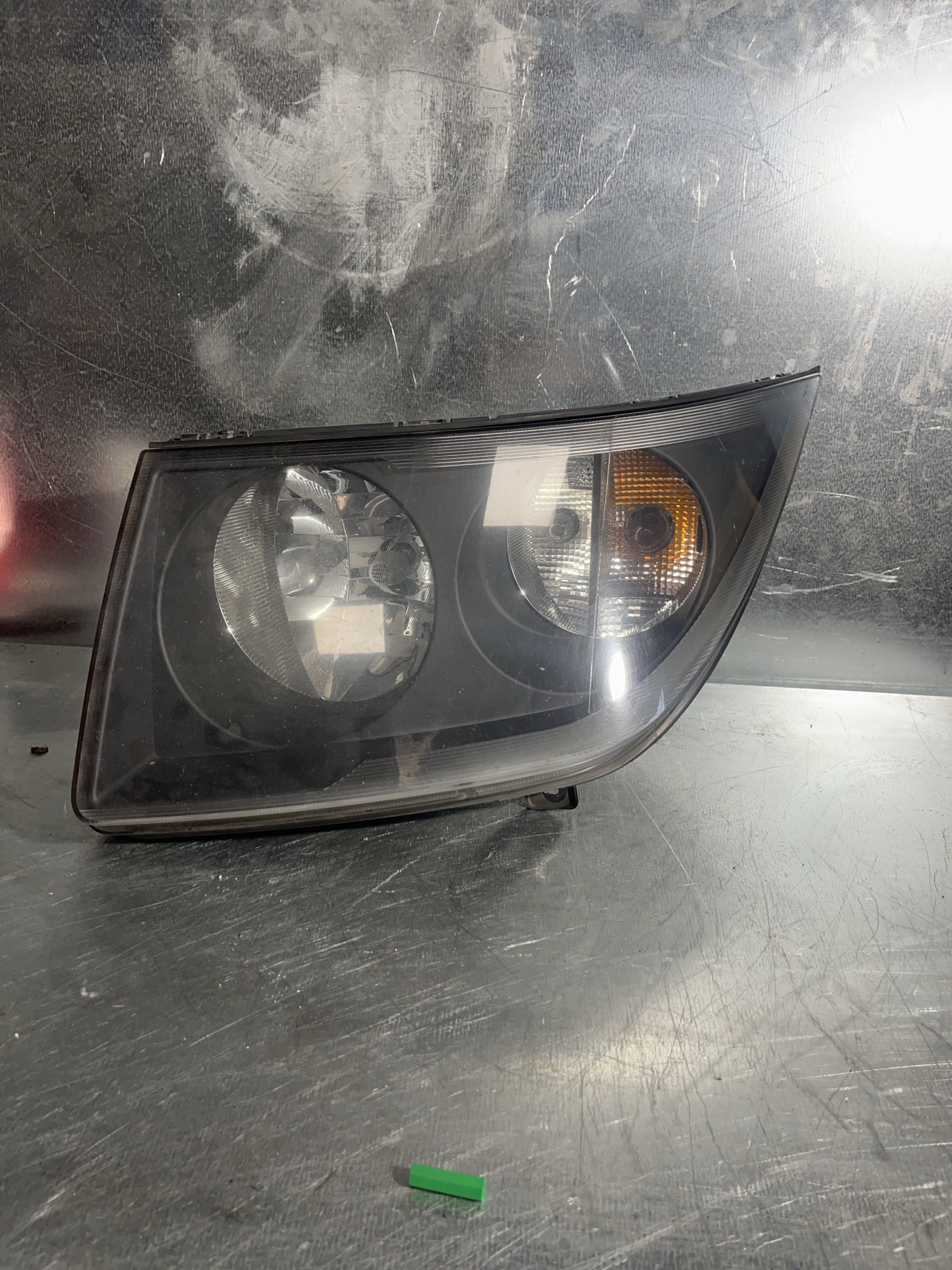 VW Crafter Frontscheinwerfer links - OEM