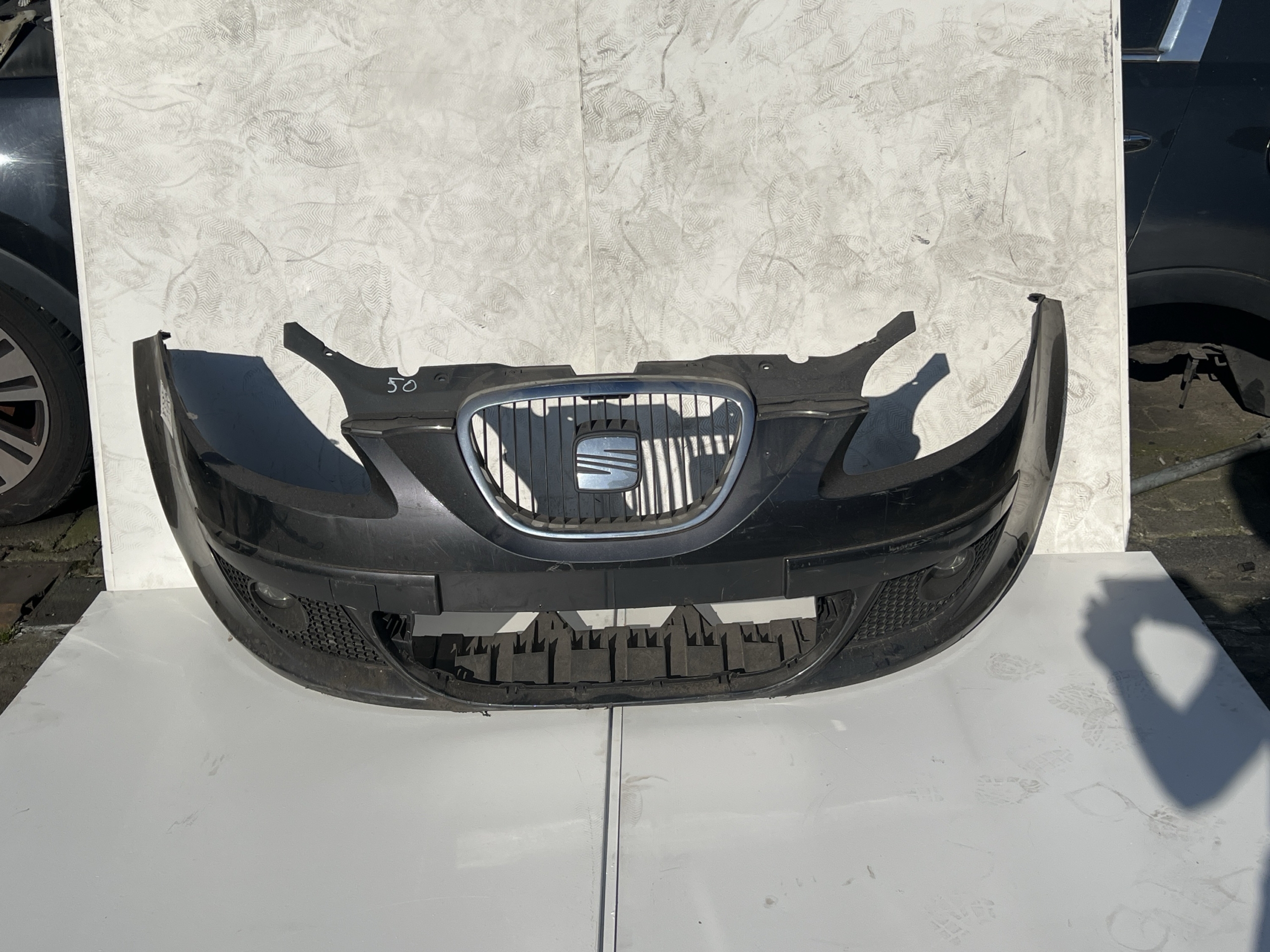 SEAT Altea 5P Front Stoßstange vorne Schwarz