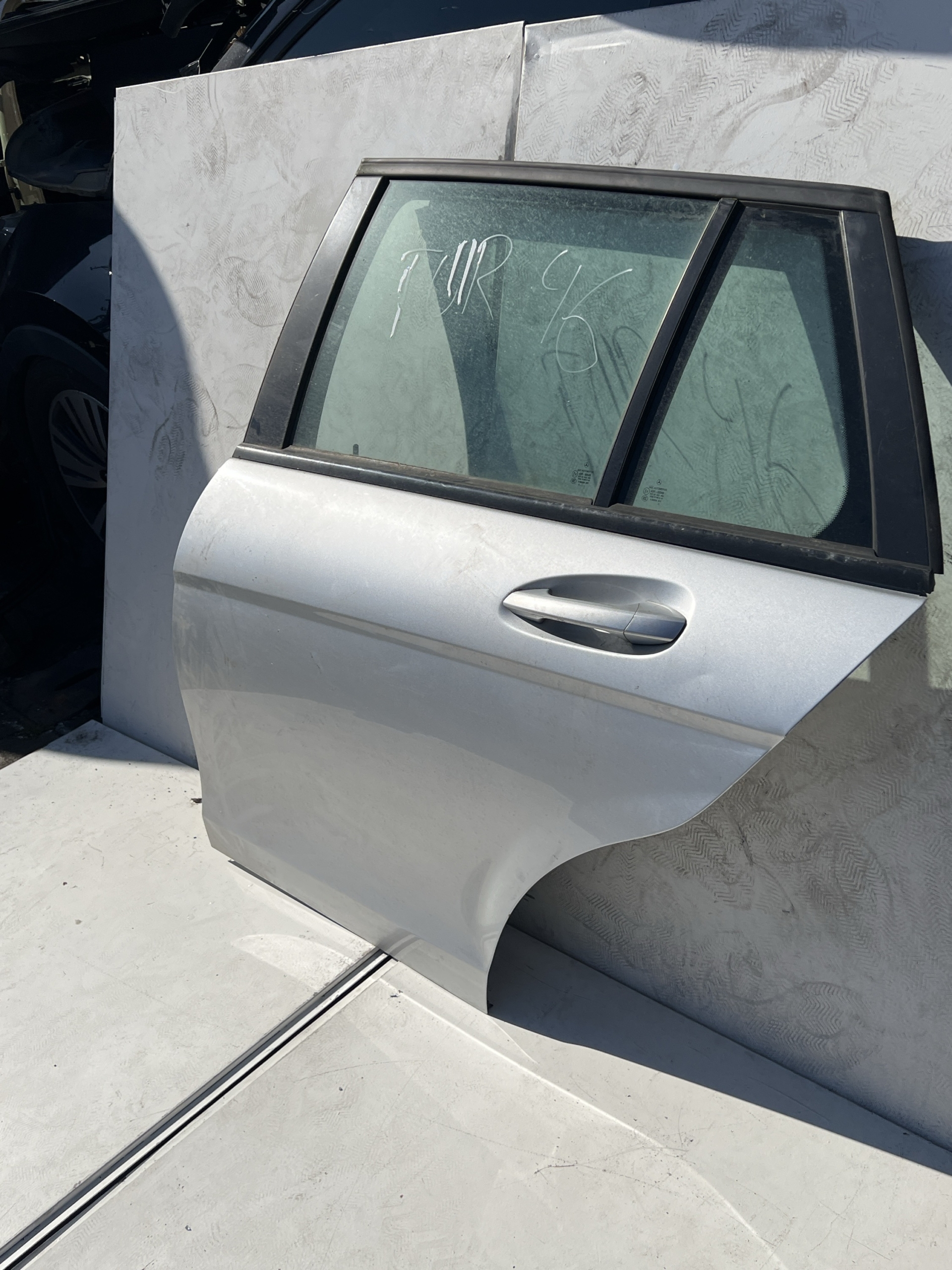 Mercedes W204 Kombi Tür hinten Links KOMPLETT Silber 775 – Bild 3