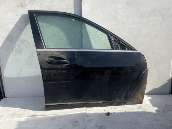 Mercedes W204 Tür vorne rechts Komplett Brandschaden