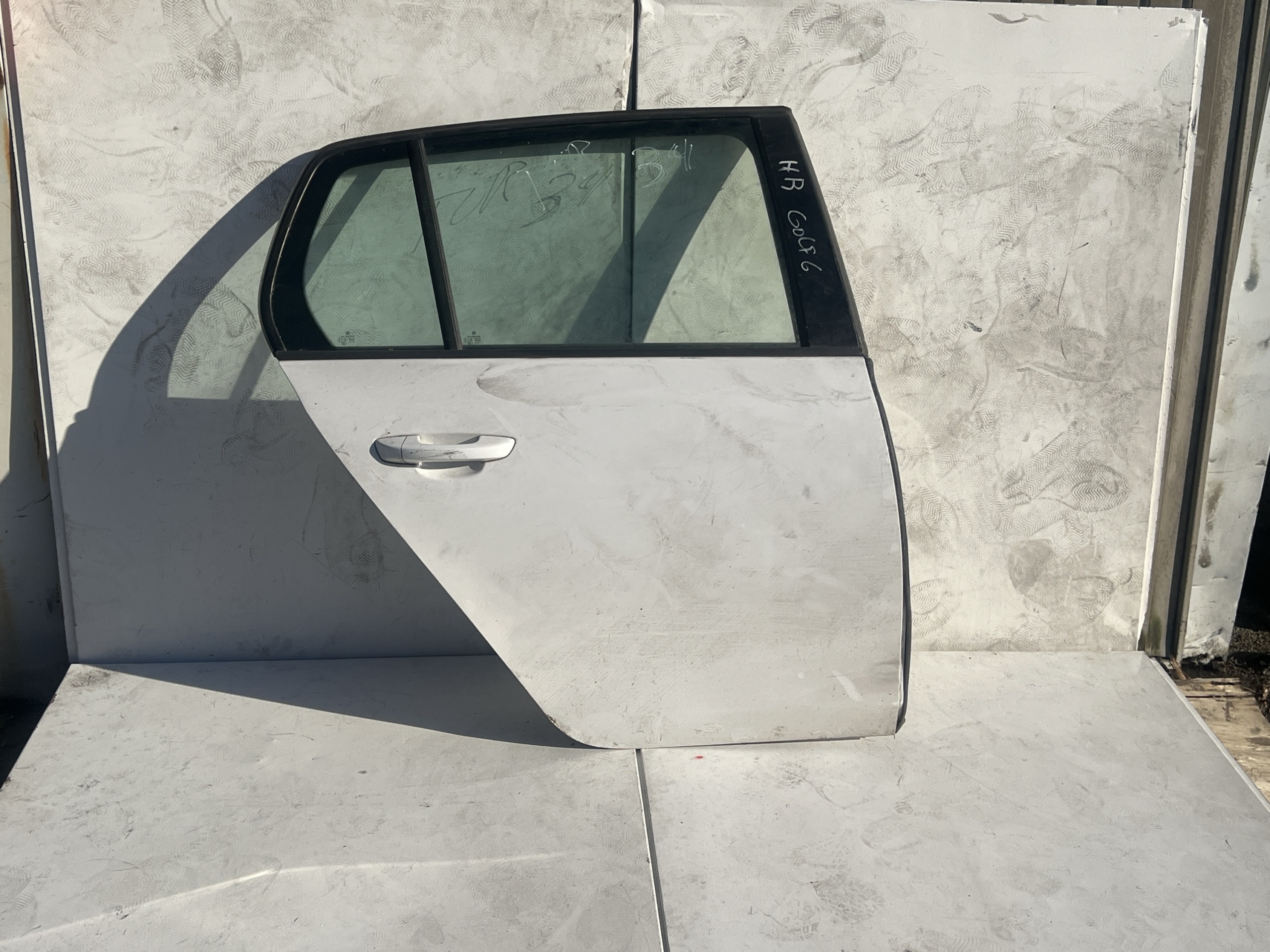 VW GOLF VI LIMO TÜR hinten rechts Komplett Weiß