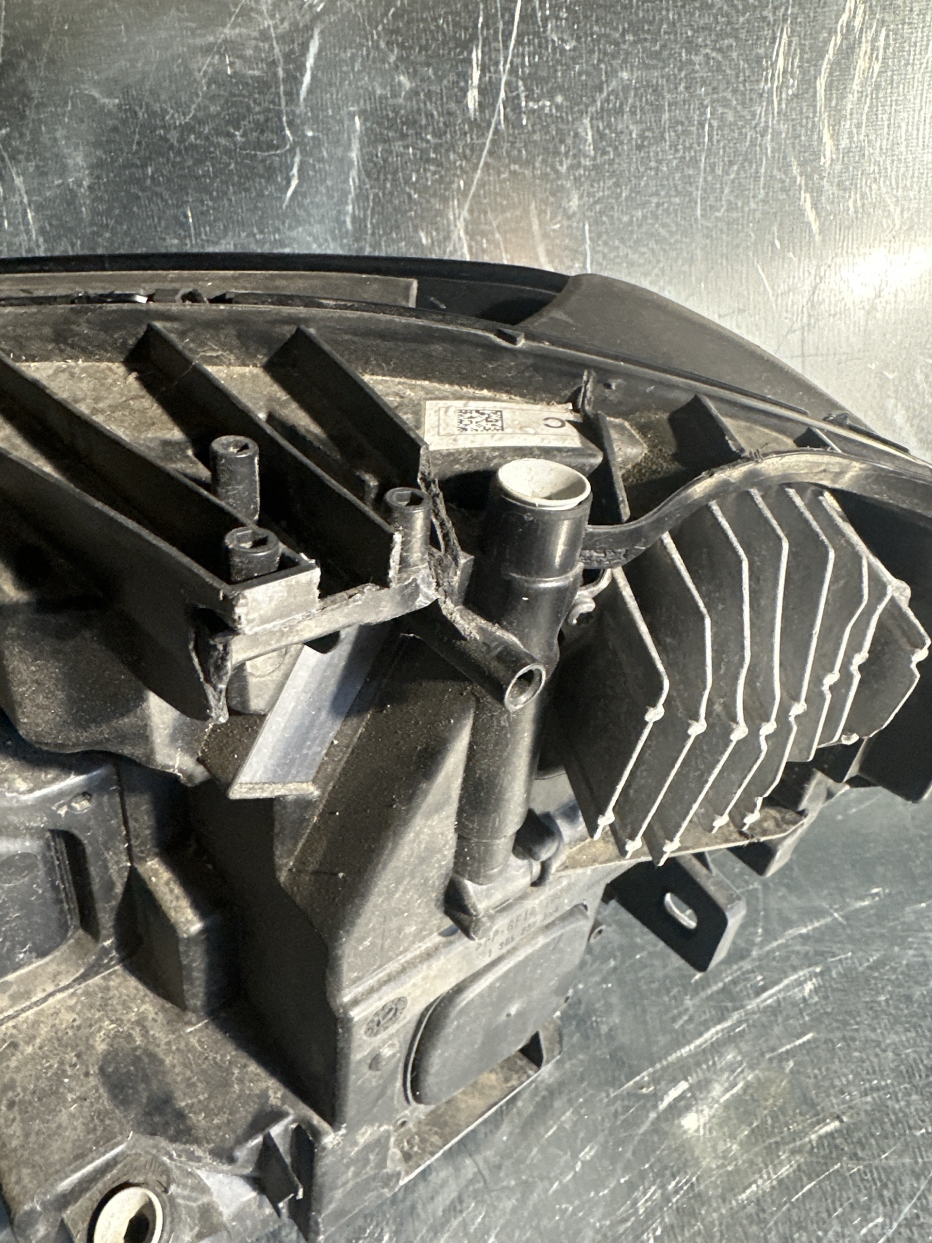 Scheinwerfer rechts LED MOPF Mercedes W246 -OEM A2469067001 – Bild 4