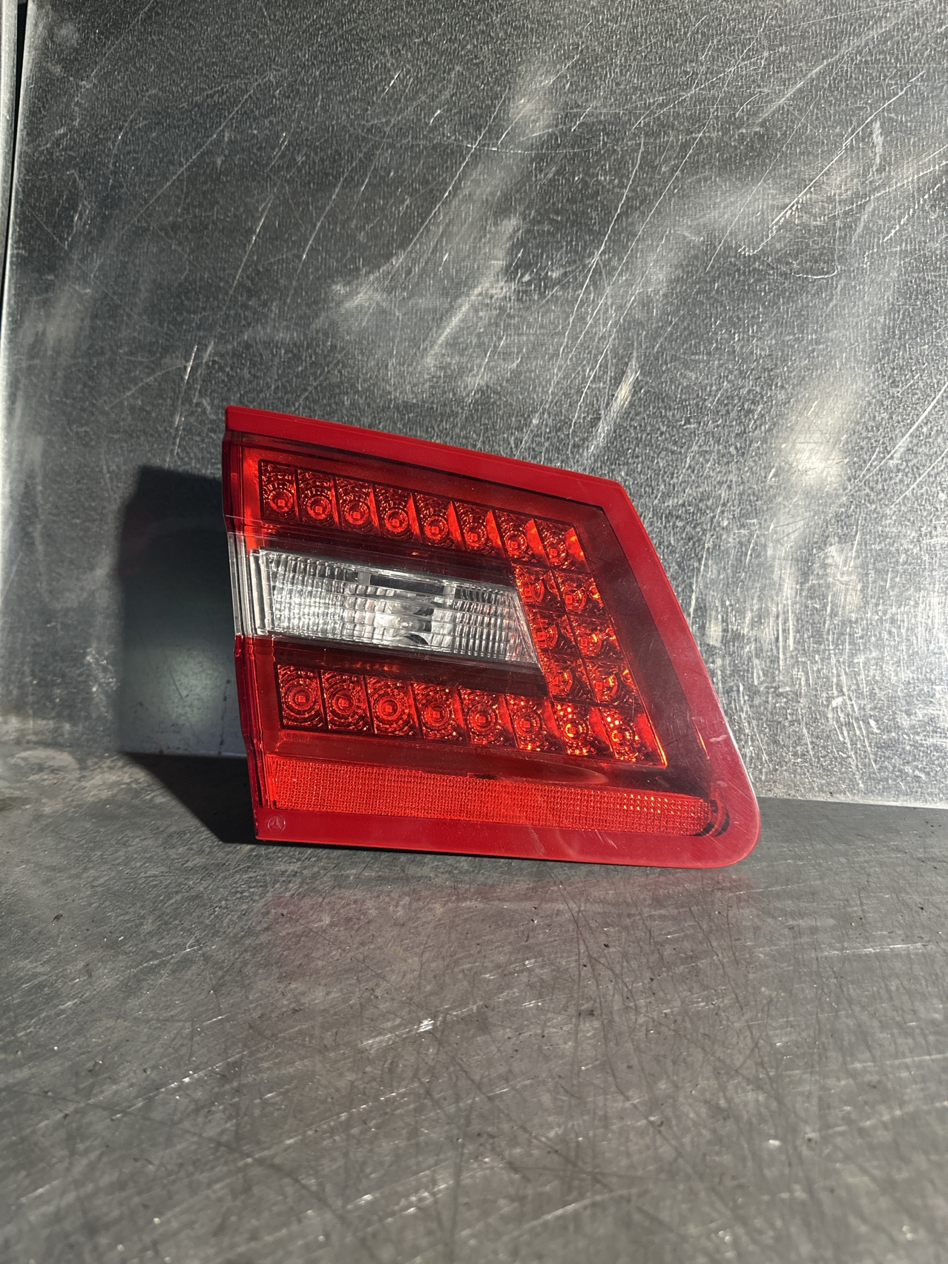Rückleuchte links innen Mercedes W212 Kombi -OEM A2128200964