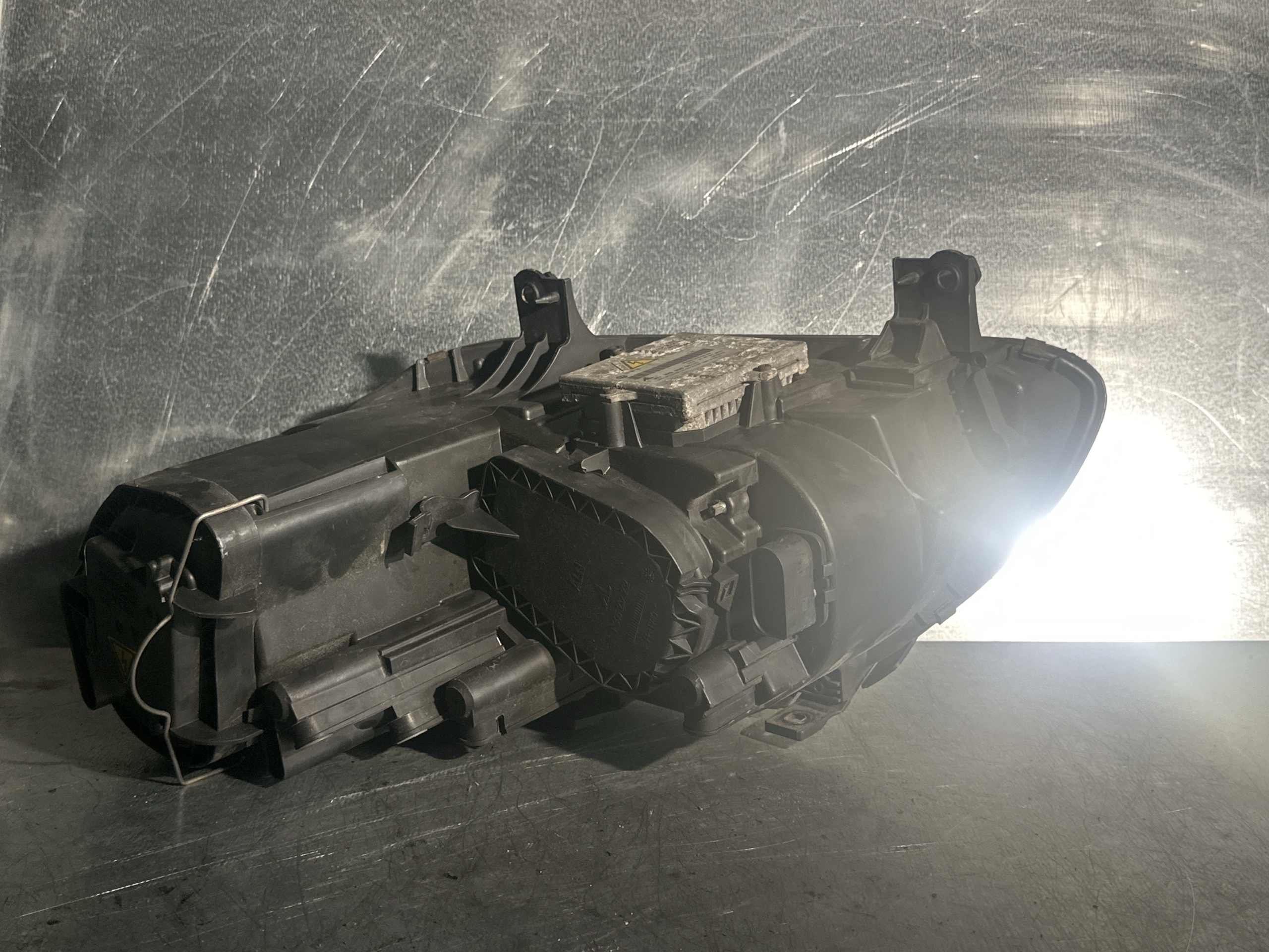 Scheinwerfer rechts Xenon VW Tiguan 1T -OEM 1T0941032F – Bild 2