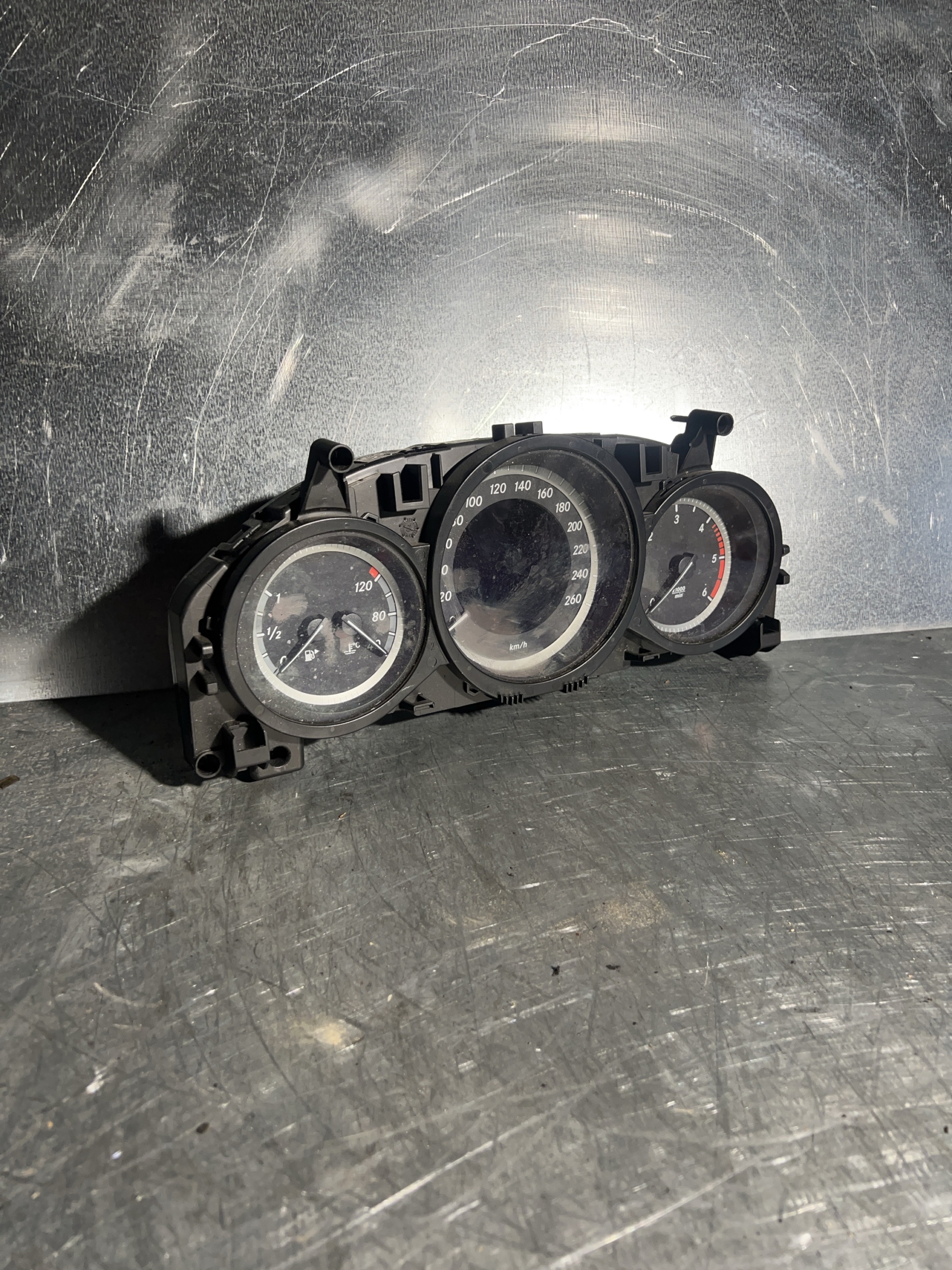 Mercedes W204 220 CDI TACHO A2049005413