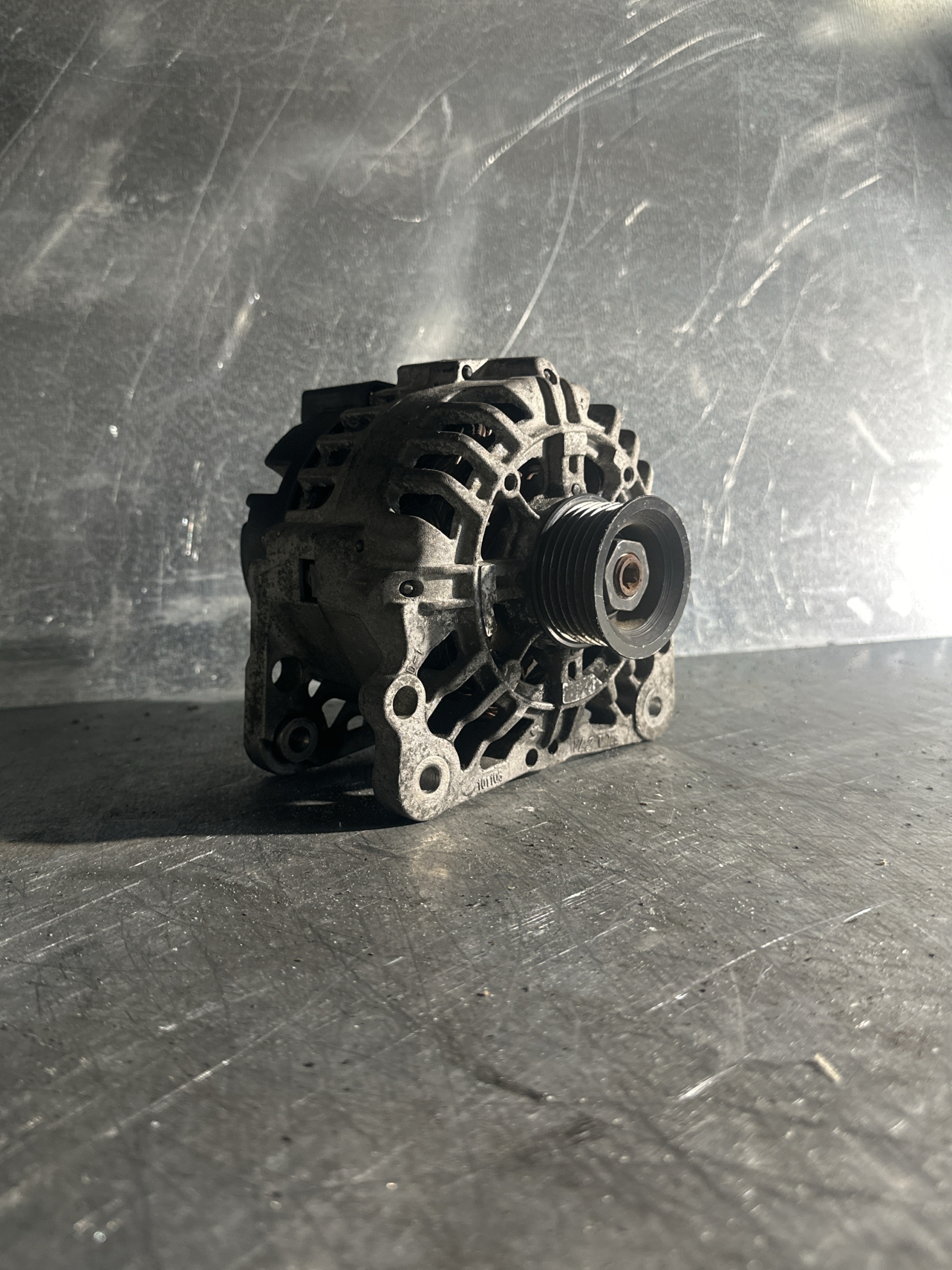 Lichtmaschine VW Fox Polo Seat Ibiza 1.2 -OEM 03D903025J