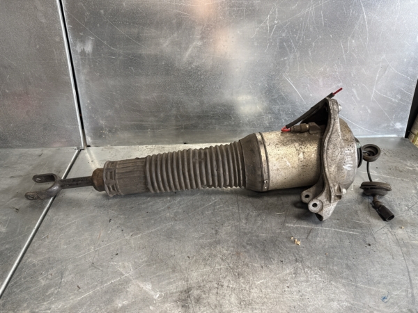 Stossdämpfer Federbein Luftfahrwerk 4E0616039T Audi A8
